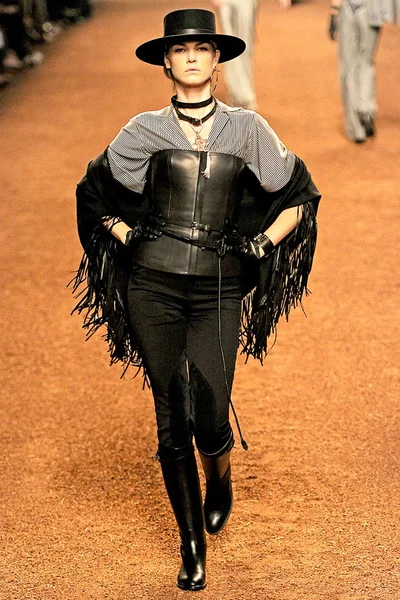 Look 36